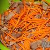 Куриные желудки с морковью по-корейски Куриные желудки по корейски в домашних