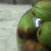 Смачний компот із ароматних та соковитих груш на зиму